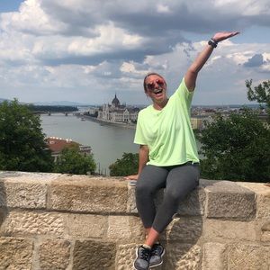 Meet your Posher, Julie